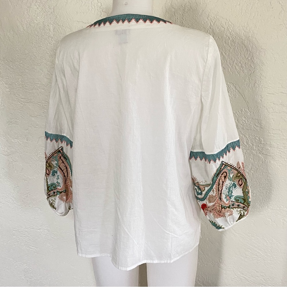 3/$25 Chicos embroidered summer tunic L - Picture 3 of 8